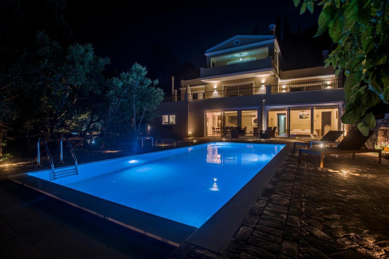 Villa Fioraki Pouládes Eksteriør billede