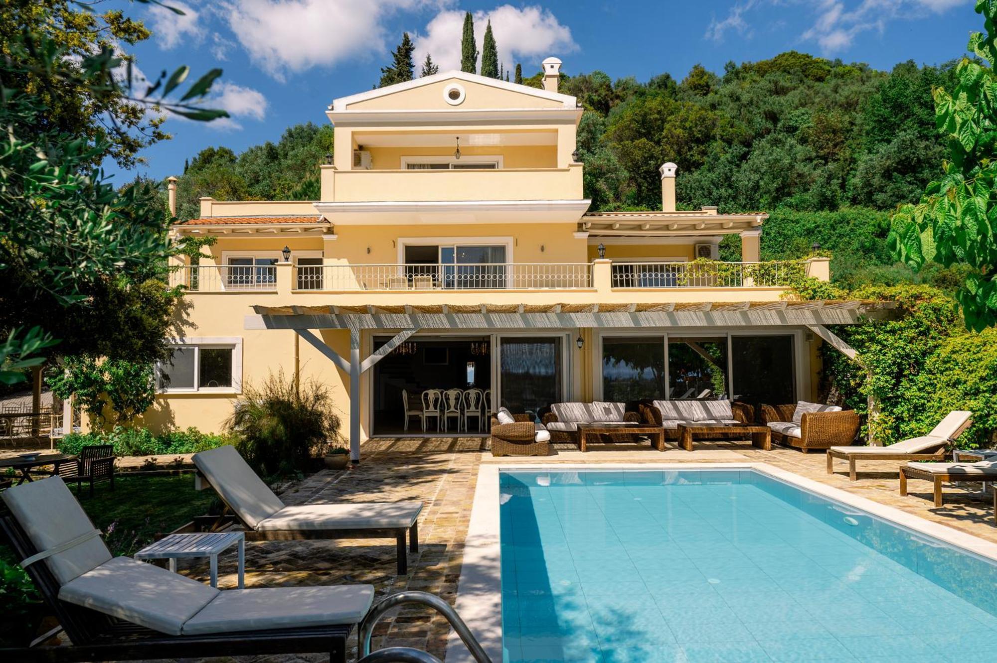 Villa Fioraki Pouládes Eksteriør billede